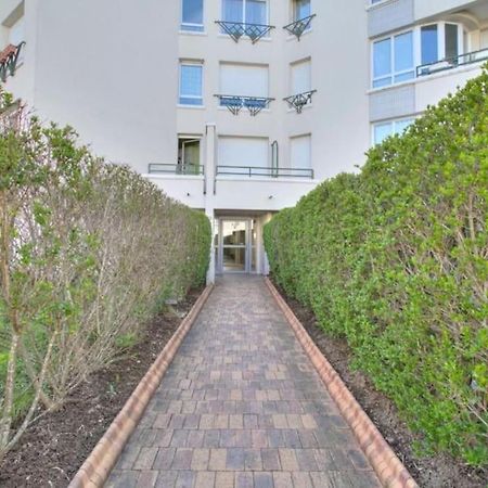 Viry-Châtillon Studio Spacieux Avec Terrasse Et Parking מראה חיצוני תמונה